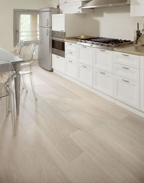 Bleached oil effect by Cadorin Group - view 5