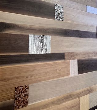Wall coverings with decorations and inserts by Cadorin Group - view 2