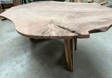 Portrait of “Noghera” Table by Cadorin Group - view 3