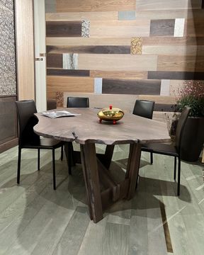 Portrait of “Noghera” Table by Cadorin Group - view 2