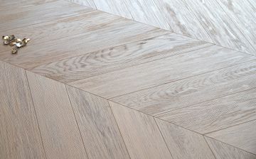 White Gold Powder Silvered Weave Oak – Chevron 45° by Cadorin Group - view 5
