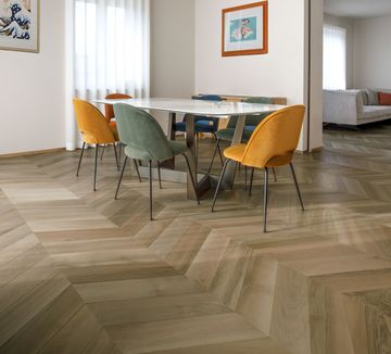 Raw Effect European Walnut – 60° Chevron by Cadorin Group - view 3