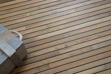 Burmese Teak Raw effect with Wenge striped inserts by Cadorin Group - view 4