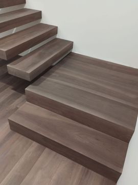 Staircase and accessories by Cadorin Group - view 4