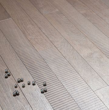 Walnut Tatami & Brushed Bronze Powder by Cadorin Group - view 9