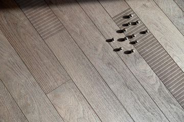 Walnut Tatami & Brushed Bronze Powder by Cadorin Group - view 7