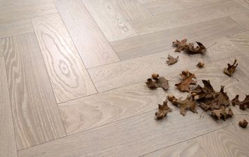 Rock Oak – 90° Herringbone by Cadorin Group - view 2