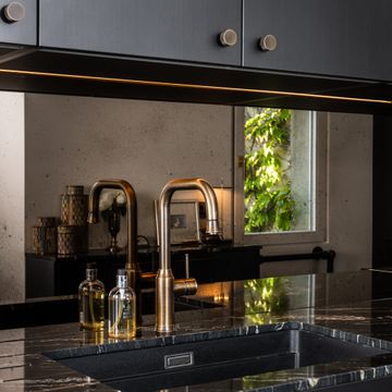 Bianco e Nero Bronzo by Antique Mirror - view 3