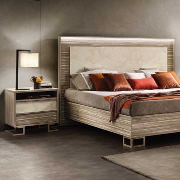 Luce Light Queen/king size wooden bed by ADORA - view 2