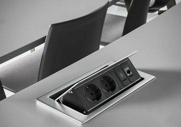 In-seat Power by Ares Line - view 6