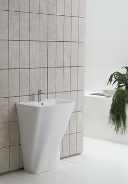 WC a Terra Easy Clean Hera: Vaso wc a terra in ceramica by Azzurra Ceramica - view 2