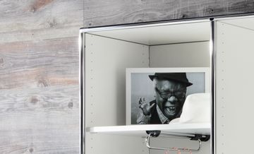 Hallway cabinet by Bosse - view 2