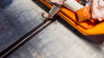 LUOGHI - Solid-color handmade wool rug by G.T.DESIGN - view 2