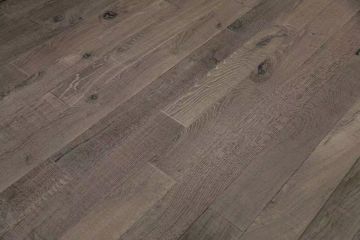 Cashmere engineered oak flooring by Décoplus Parquets - view 5
