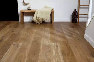 Chestnut engineered oak flooring by Décoplus Parquets - view 2