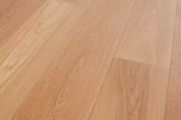 Brushed Varnished Nobless solid oak flooring by Décoplus Parquets - view 3