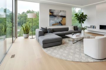 Varnished XL Sand Selection engineered oak flooring by Décoplus Parquets - view 2