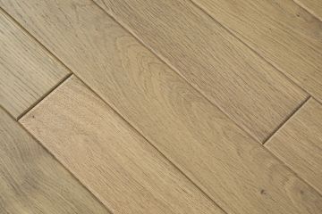 Butternut engineered oak flooring by Décoplus Parquets - view 6