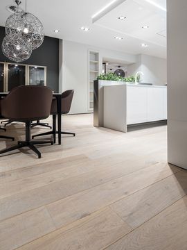 W.01 white wash oak flooring by Dennebos Flooring - view 5