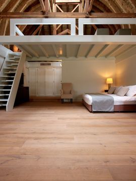 W.02 white wash oak flooring by Dennebos Flooring - view 2