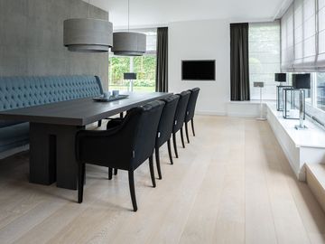W.08 white wash oak flooring by Dennebos Flooring - view 4