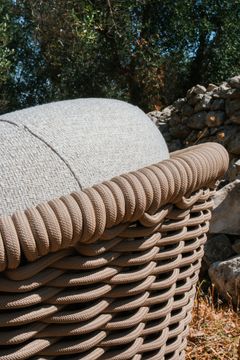 Aura Lounge Armchair by DRIGANI - view 5