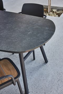 Manila Table by DRIGANI - view 2