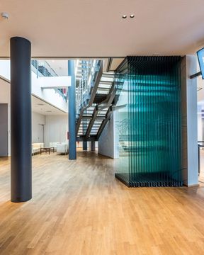 Kristal sliding glass wall by Estfeller Pareti - view 5