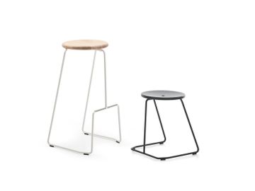 Tiki stool by Extremis - view 2