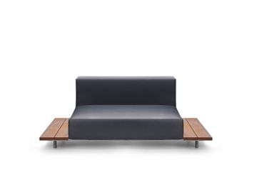 Walrus seat with 2 side tables by Extremis - view 3