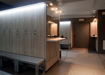 Velvet - Design Mirror for Locker Rooms by FIT INTERIORS - view 6
