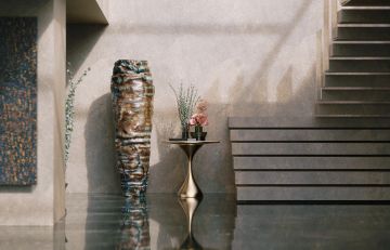 ARGUS - Fiberglass vase by KARPA - view 4