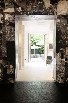 Opus Black wood flooring by OSCARONO - view 8