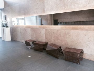 Zadig Bench by LAB23 - view 3
