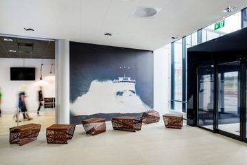 Zadig Bench by LAB23 - view 4