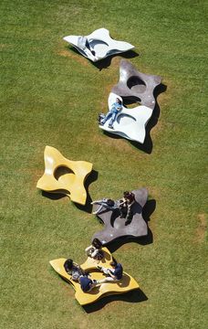 Minamoro Bench by LAB23 - view 7