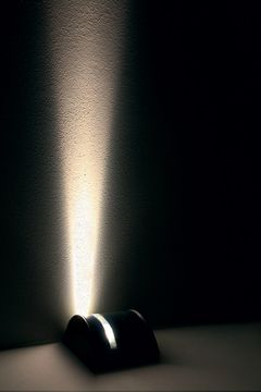 Lyss 1.0 - Outdoor projectors to accent facades, windowsills and archways by L&L Luce&Light - view 5