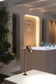Krill 2.4 - Indoor projectors for display windows in museums and retail by L&L Luce&Light - view 4