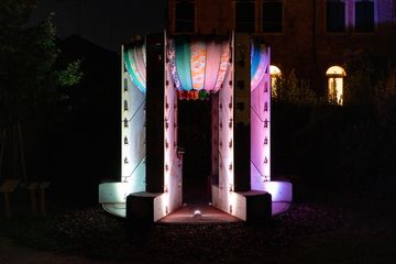 Lyss 2.0 - Outdoor projectors to accent facades, windowsills and archways by L&L Luce&Light - view 6