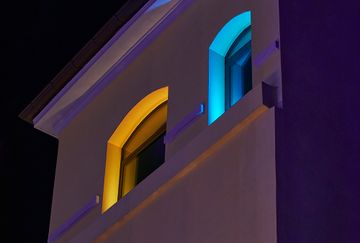 Lyss 2.0 - Outdoor projectors to accent facades, windowsills and archways by L&L Luce&Light - view 4