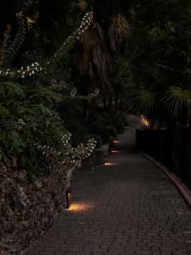 Plin 2.2 - Bollards for lighting paths, walkways and gardens by L&L Luce&Light - view 5