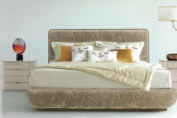 Bedside tables in lacquered wood with details in bronzed brass by Zanaboni - view 6
