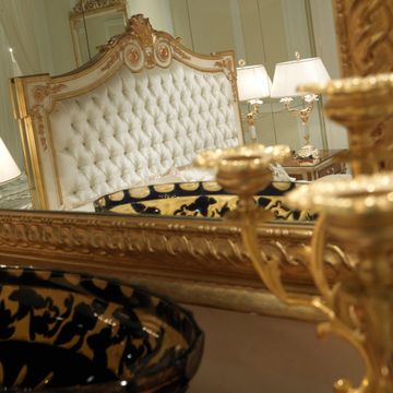Classic bed with capitonné headboard with a timeless style by Zanaboni - view 6