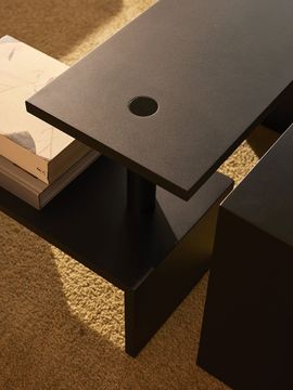 Basello Coffee Table by Zanotta - view 7