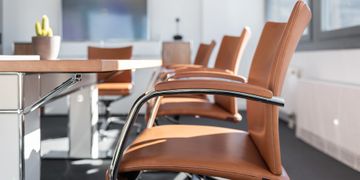 VisitaRe Conference Chair by ZÜCO - view 8