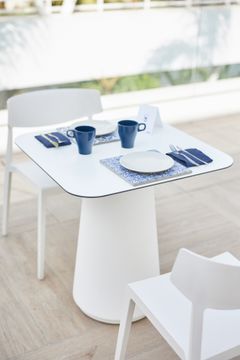 Dorik hospitality tables by ACTIU - view 3