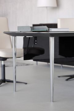 Longo tables by ACTIU - view 3