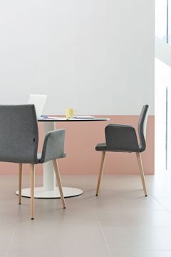 Uma community chairs by ACTIU - view 4