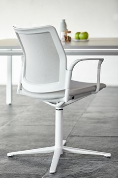 Urban community chairs by ACTIU - view 2