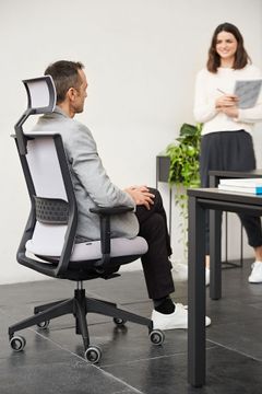 Stay chairs by ACTIU - view 5
